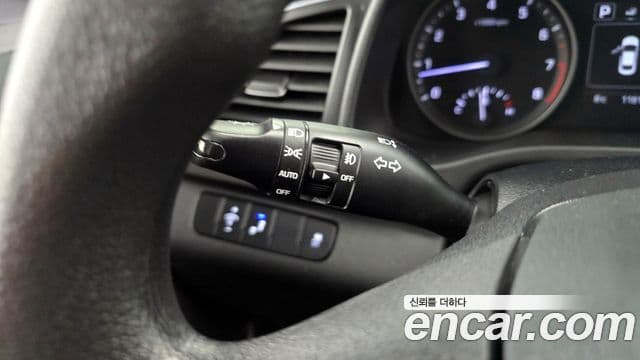 Hyundai Avante AD 1.6 GDI Value Plus, 2017 17