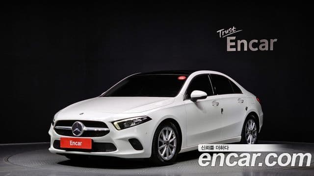 Mercedes-Benz A-класс W177 A220 седан, 2020 1