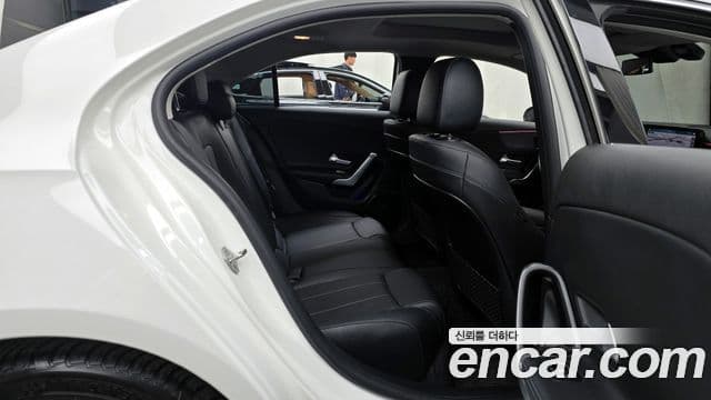 Mercedes-Benz A-класс W177 A220 седан, 2020 12