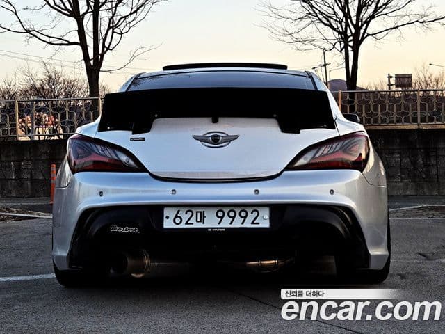 Hyundai Genesis купе GT-R, 2009 4