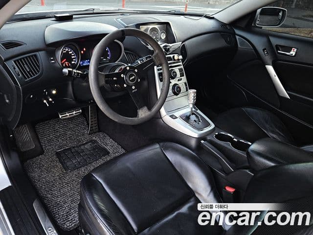 Hyundai Genesis купе GT-R, 2009 10