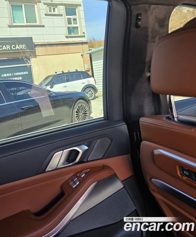 BMW X7 (G07) xDrive 40d Design Pure Excellence 7인승, 2025 8