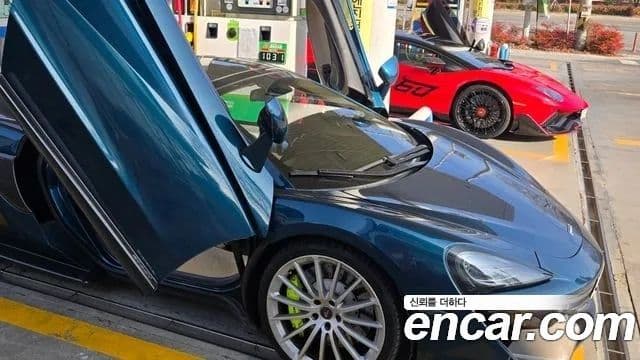 맥라렌 570GT 3.8 купе, 2017 11