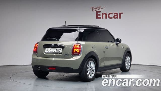 Mini Cooper 3세대, 2020 2