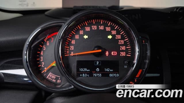 Mini Cooper 3세대, 2020 8