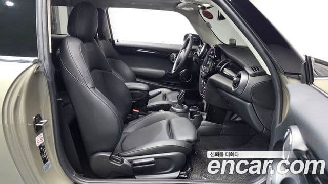 Mini Cooper 3세대, 2020 10