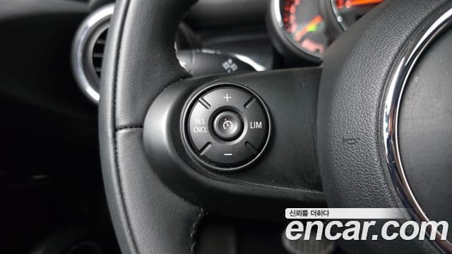 Mini Cooper 3세대, 2020 19