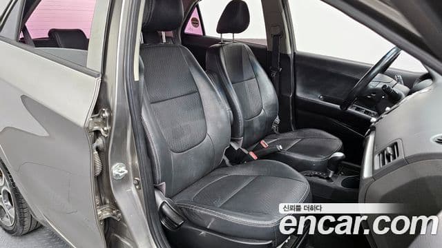 Kia All New Morning Luxury, 2013 10