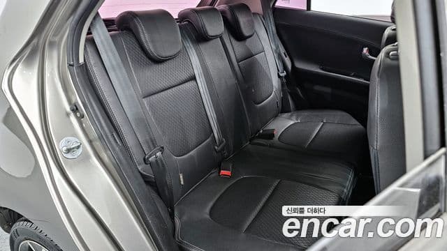 Kia All New Morning Luxury, 2013 12