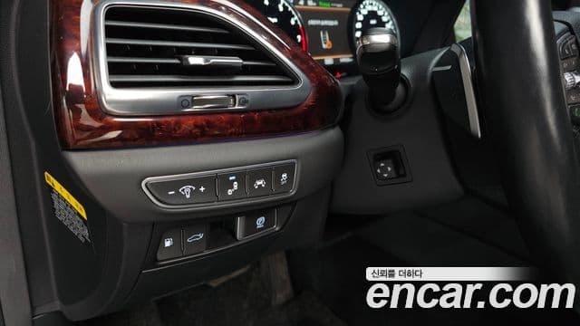 Genesis EQ900 Prestige, 2017 14