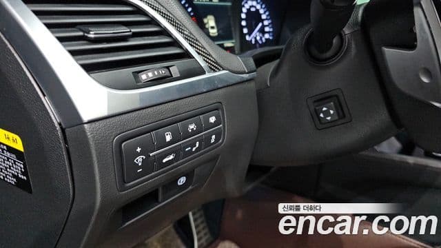 Genesis G80 Sport, 2017 17