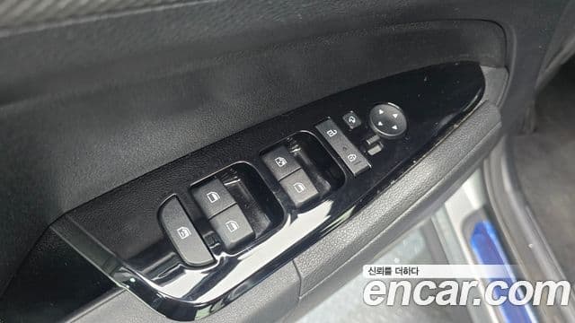 Kia Sportage 5세대 гибрид Prestige 4WD, 2023 14