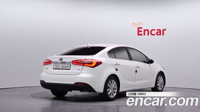 Kia K3 Trendy, 2013 2