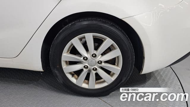 Kia K3 Trendy, 2013 все фото