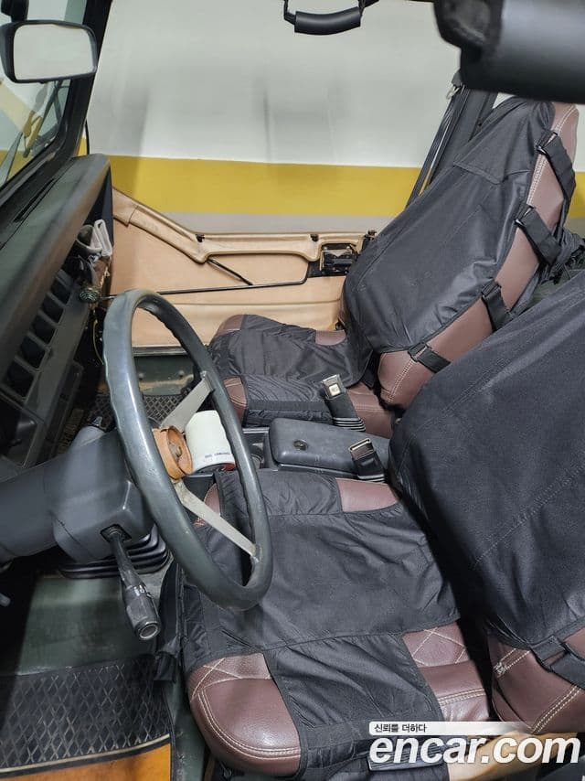 Jeep Wrangler (YJ), 1992 8