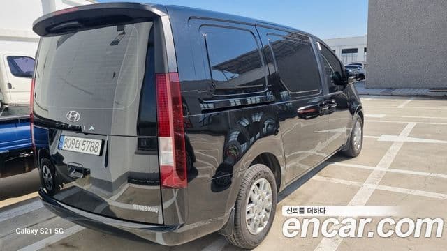 Hyundai Staria Modern, 2023 2