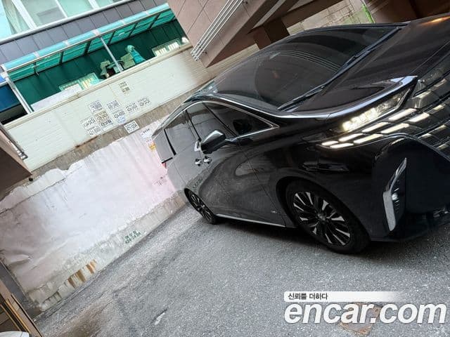 Toyota Alphard 4세대 2.5 HEV Executive AWD, 2025 2