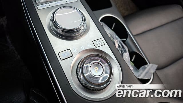 Genesis GV70, 2021 9