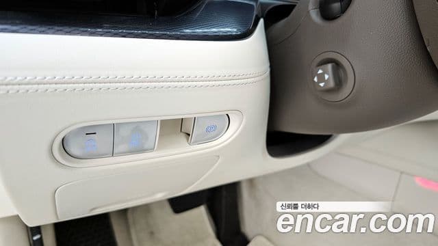 Genesis G90 (RS4) бензин 3.5 турбо AWD, 2025 15