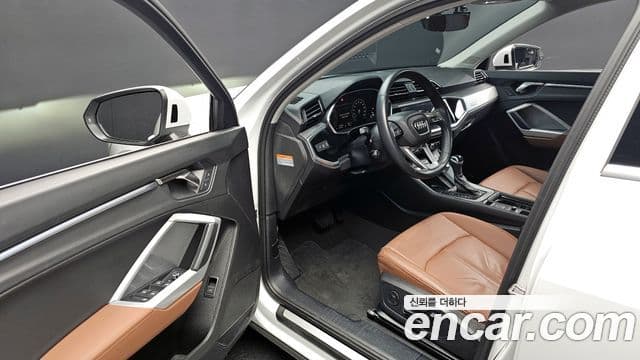 Audi Q3 (F3) 35 TDI Sportback, 2023 11