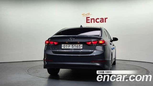 Hyundai Avante AD 1.6 GDI Value Plus, 2018 4