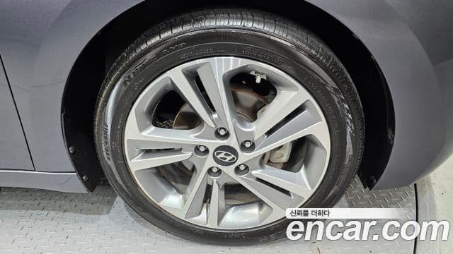 Hyundai Avante AD 1.6 GDI Value Plus, 2018 все фото