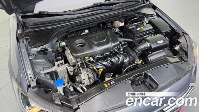 Hyundai Avante AD 1.6 GDI Value Plus, 2018 6