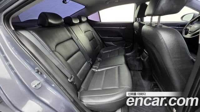 Hyundai Avante AD 1.6 GDI Value Plus, 2018 20