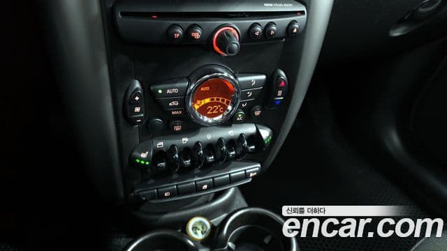 Mini Cooper D Countryman 1세대, 2012 16