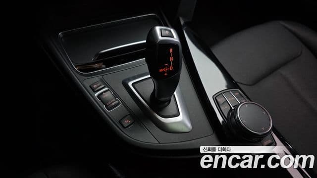 BMW 3시리즈 (F30), 2018 9