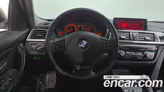 BMW 3시리즈 (F30), 2018 13