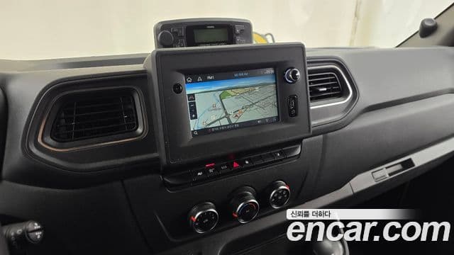 Renault Korea(Samsung) Master 15인승, 2020 14