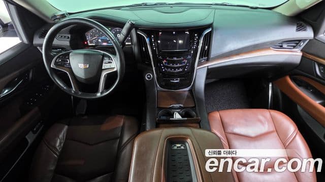 Cadillac Escalade 4세대, 2015 7