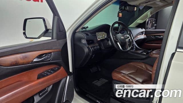 Cadillac Escalade 4세대, 2015 10