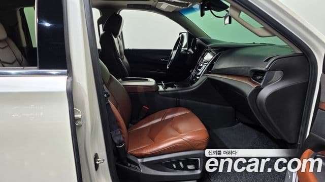 Cadillac Escalade 4세대, 2015 11