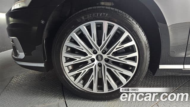 Audi A8 (D5) 60 TFSI Quattro LWB, 2021 все фото