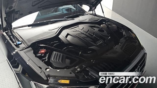 Audi A8 (D5) 60 TFSI Quattro LWB, 2021 6