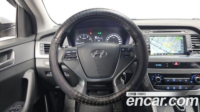 Hyundai LF Sonata Style, 2017 13