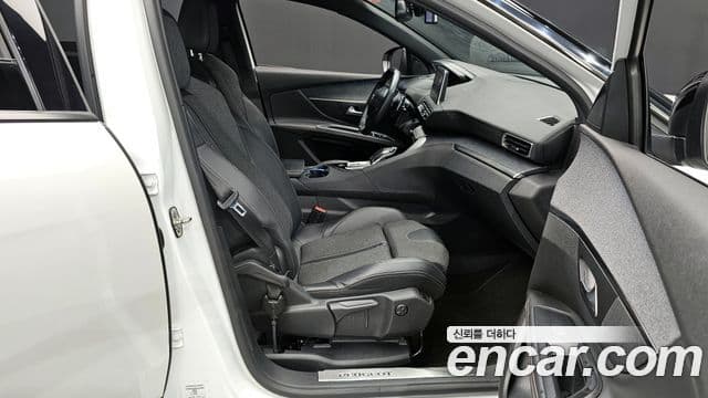 Peugeot 5008 2세대 1.6 BlueHDi GT Line, 2018 11