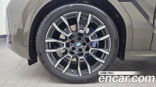 BMW X6 (G06) xDrive40i M Sport, 2025 все фото