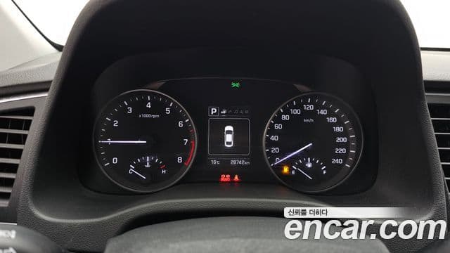 Hyundai Avante AD 1.6 GDI Value Plus, 2018 14