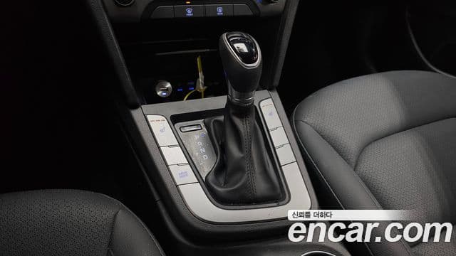 Hyundai Avante AD 1.6 GDI Value Plus, 2018 18