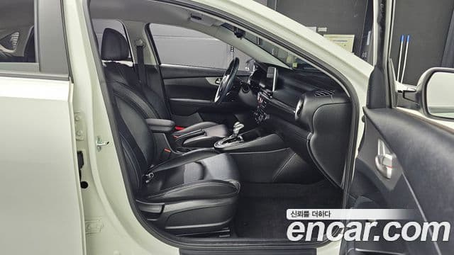 Kia All New K3 Standard, 2021 12