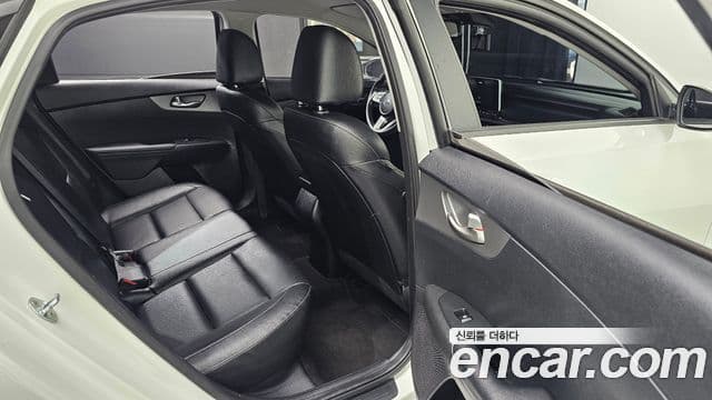 Kia All New K3 Standard, 2021 13