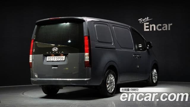 Hyundai Staria Modern, 2025 2