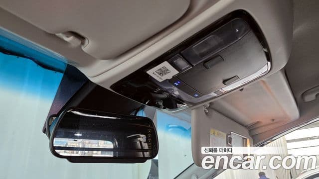 Hyundai Staria Modern, 2025 17