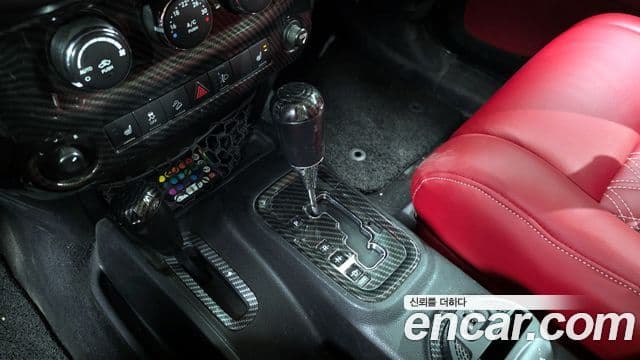 Jeep Wrangler (JK) 2.8 дизель Sahara 4도어, 2012 9