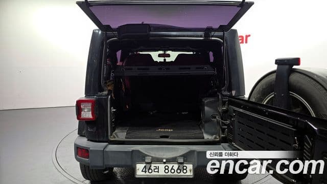 Jeep Wrangler (JK) 2.8 дизель Sahara 4도어, 2012 20