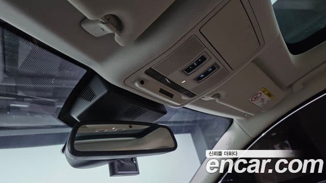 Jaguar XE Prestige, 2016 19