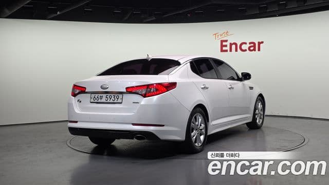 Kia K5 빌트인캠2 — базовая версия - Built-in Cam 2, 2013 2